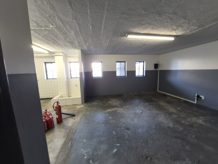 To Let Commercial Property for Rent in Paarden Eiland Western Cape